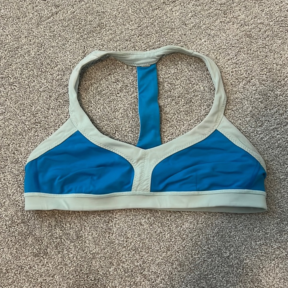 color block Lulu Lemon size 6 sports bra.